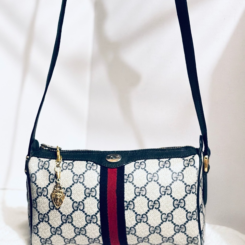 Gucci Crossbody Bag - Picture 2 of 16